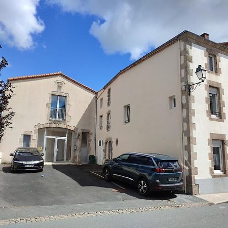 Logis Des Chouans Apartment Les Landes-Genusson Ngoại thất bức ảnh