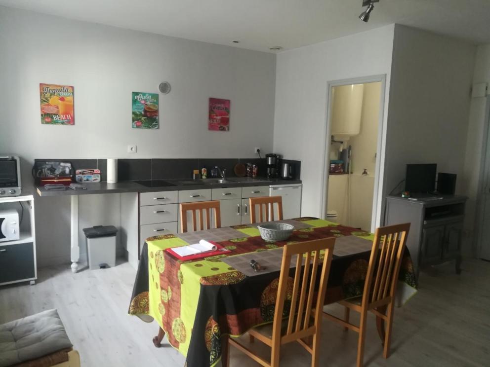 Logis Des Chouans Apartment Les Landes-Genusson Ngoại thất bức ảnh