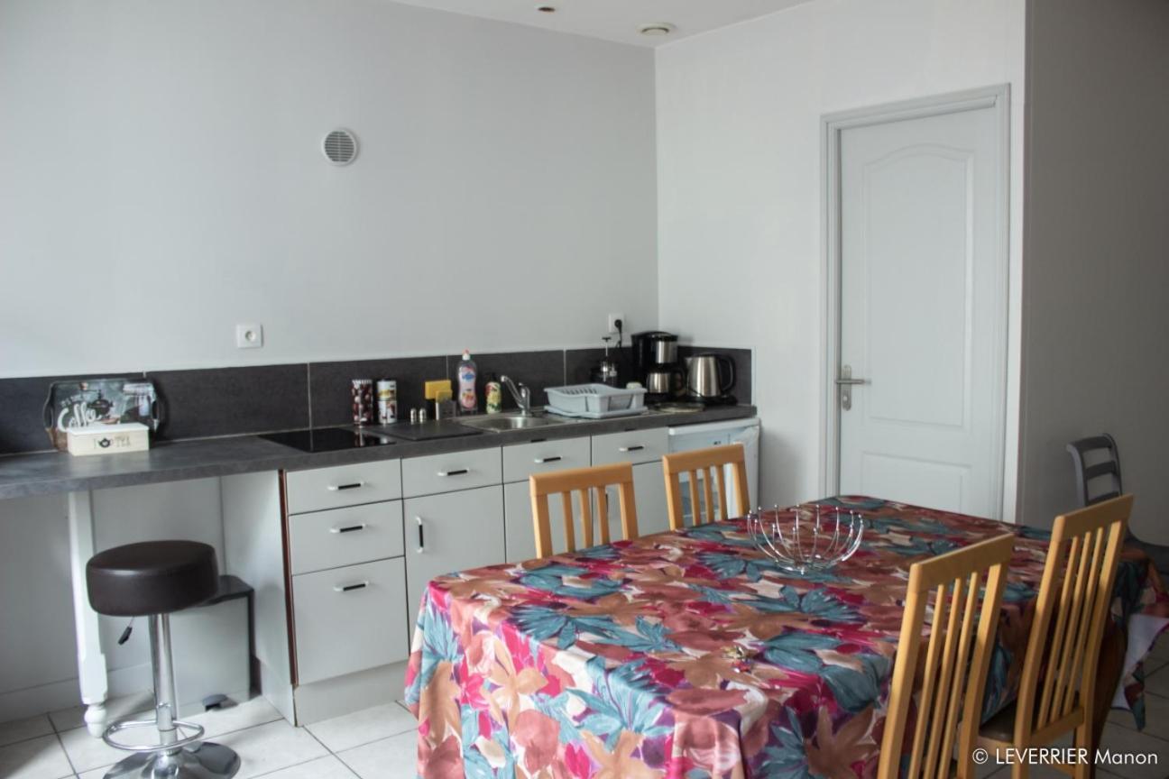Logis Des Chouans Apartment Les Landes-Genusson Ngoại thất bức ảnh